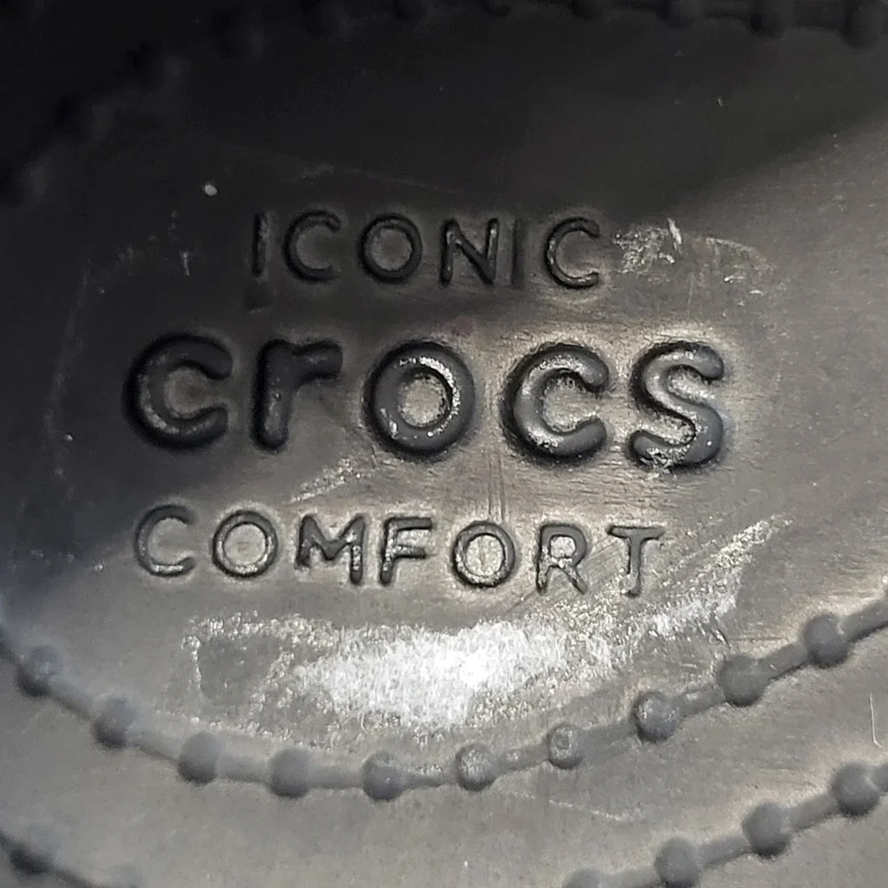 Crocs‎ Flat Shoes Black Womens Size 9 Round Toe Slip On Non Marking Rubber